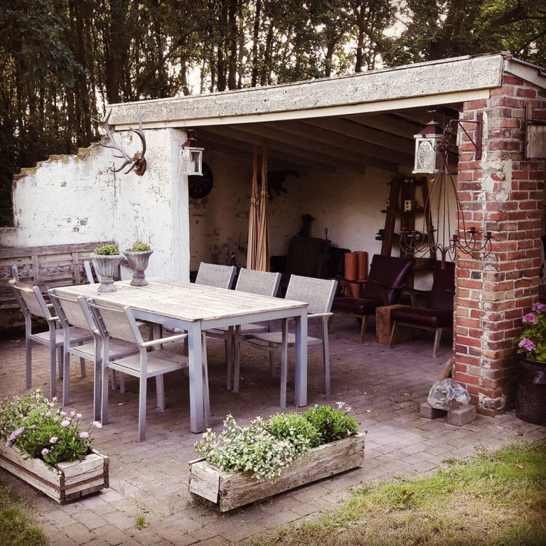 Zitje tuin Natuurhuisje Schandelo 114